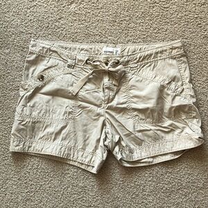 Old Navy Women's Tan Shorts Size 16